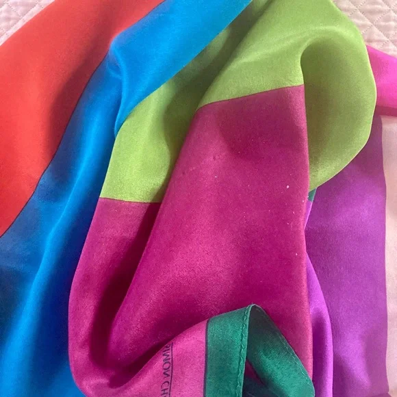 SIMON CHANG vintage silk scarf. Abstract and colourful - Picture 6 of 7